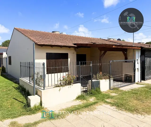 Casa de 3 ambientes en venta en MALVINAS ARGENTINAS