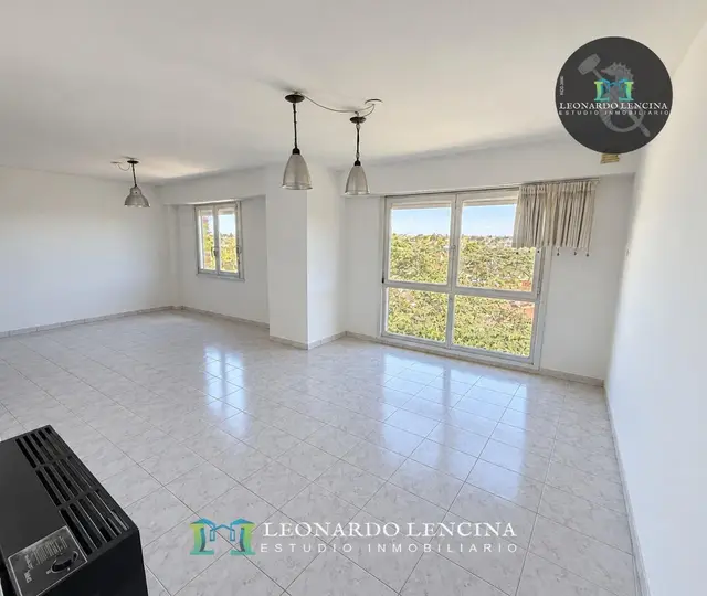 Departamento de 4 ambientes en venta en LOS PINARES