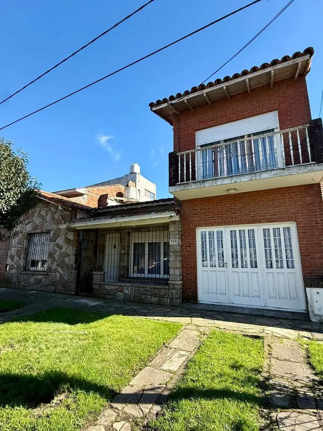 Casa de 5 ambientes en venta en PERALTA RAMOS OESTE