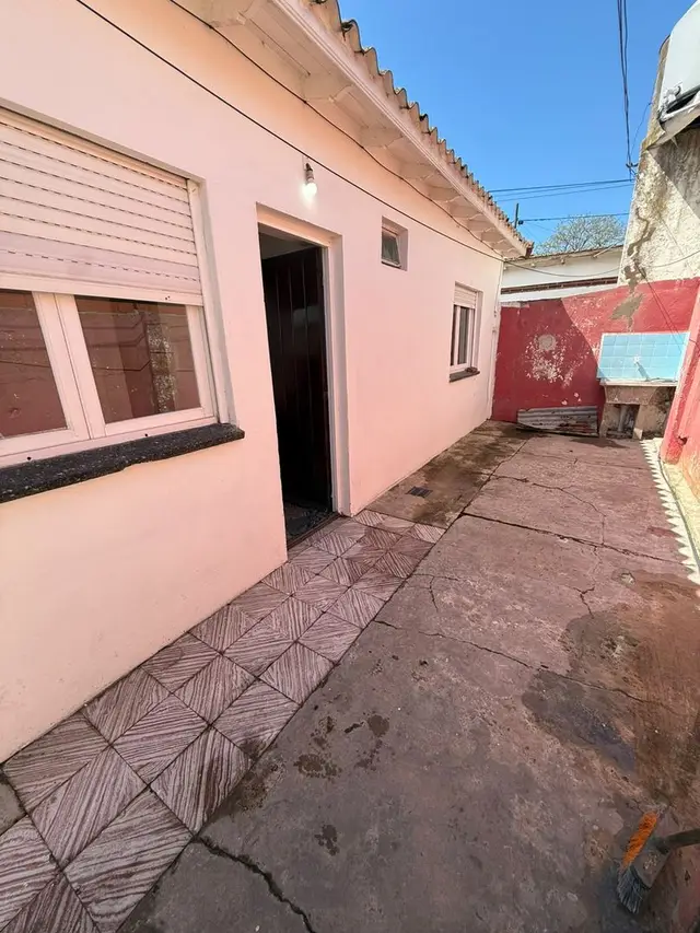 Departamento de 2 ambientes en alquiler en CERRITO Y SAN SALVADOR