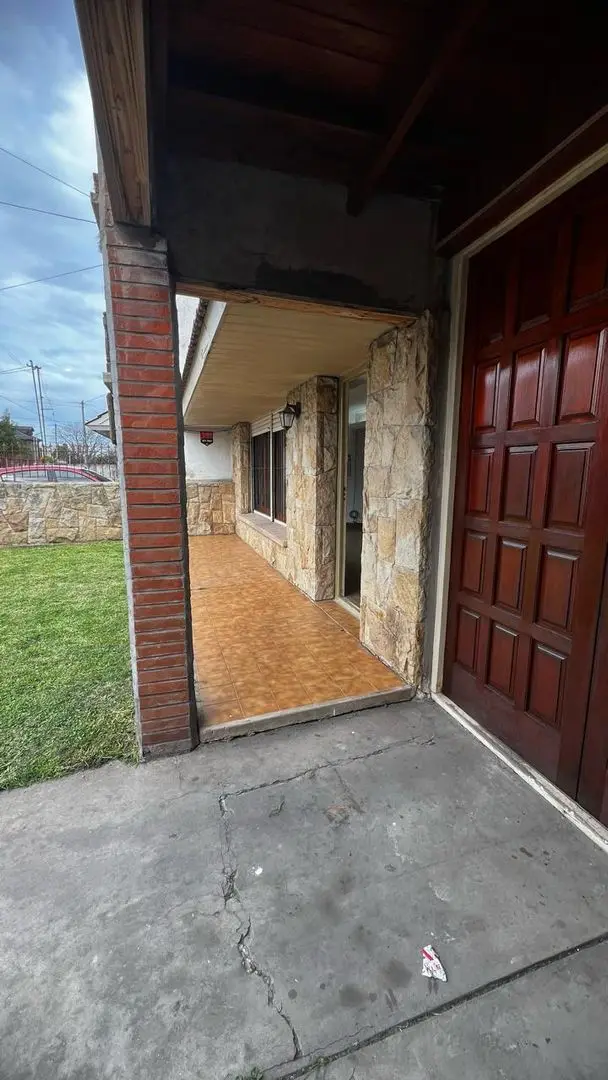 Casa de 4 ambientes en venta en LAS AVENIDAS