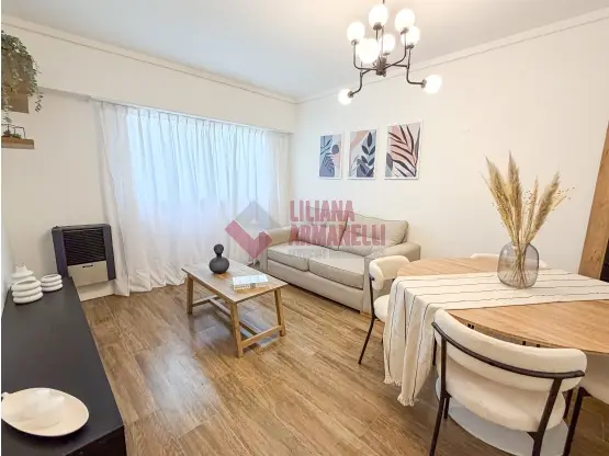 Departamento de 2 ambientes en venta en Centro