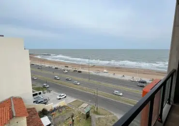 Departamento de 3 ambientes en venta en CONSTITUCION