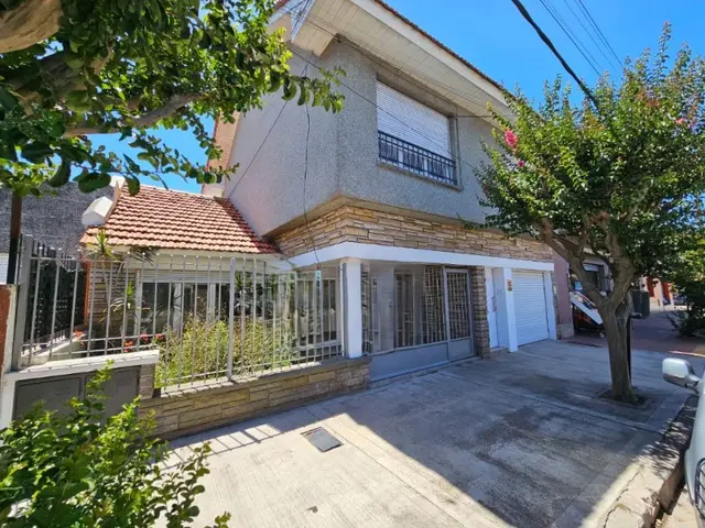 PH de 3 ambientes en venta en LAS AVENIDAS