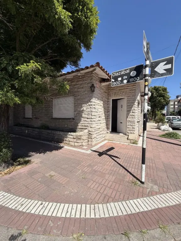 Casa de 3 ambientes en venta en DON BOSCO
