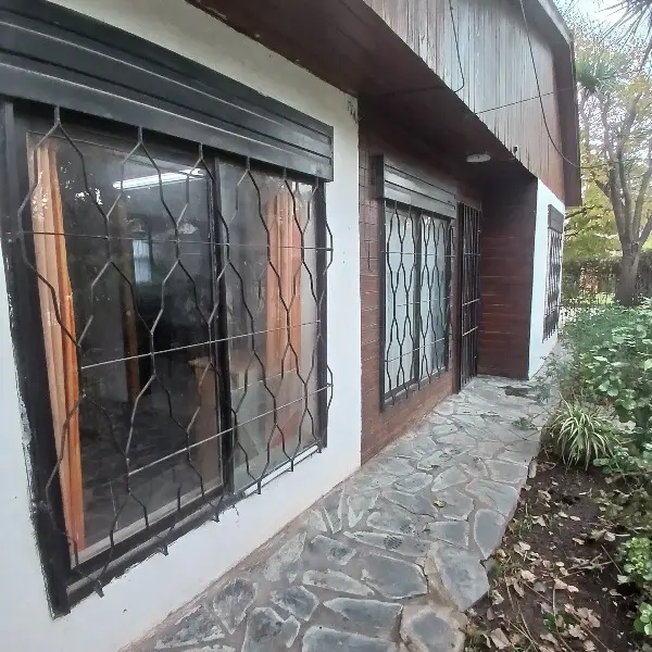 Casa de 3 ambientes en venta en LAS AVENIDAS