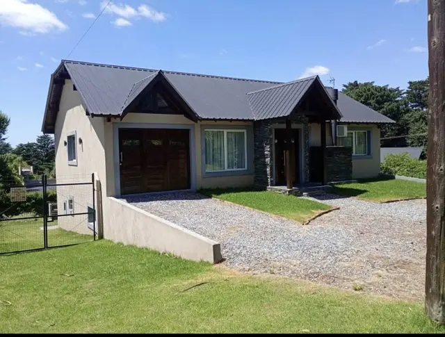 Casa de 6 ambientes en venta en Sierra de los Padres