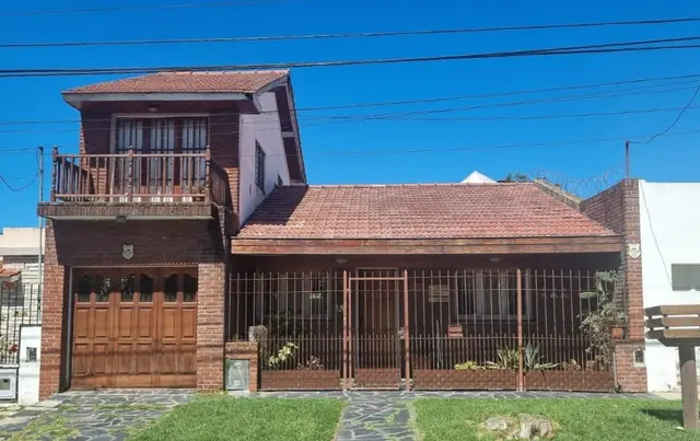 Casa de 3 ambientes en venta en RIVADAVIA BERNARDINO
