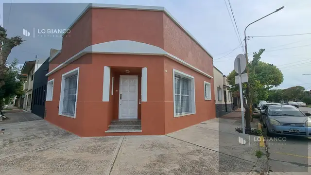 Departamento de 3 ambientes en venta en FUNES Y SAN LORENZO