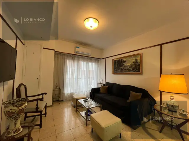 Departamento de 4 ambientes en venta en Área Centro