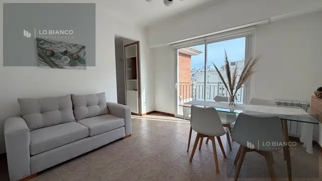 Departamento de 3 ambientes en venta en Centro