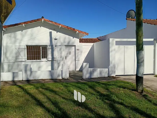 Casa de 2 ambientes en venta en Las Avenidas