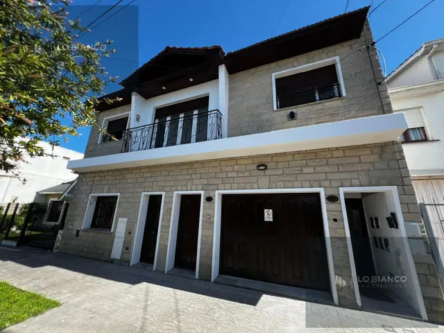 PH de 3 ambientes en venta en DEL PUERTO