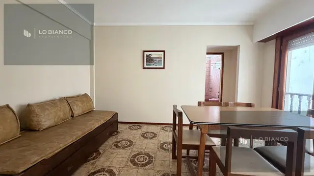 Departamento de 2 ambientes en venta en Centro