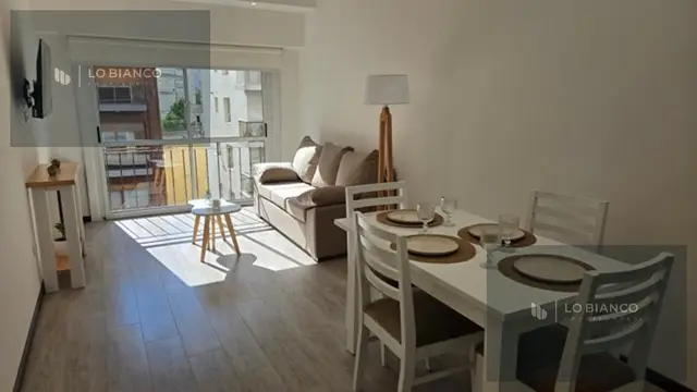 Departamento de 3 ambientes en venta en Centro