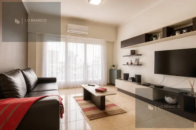Departamento de 3 ambientes en venta en Centro