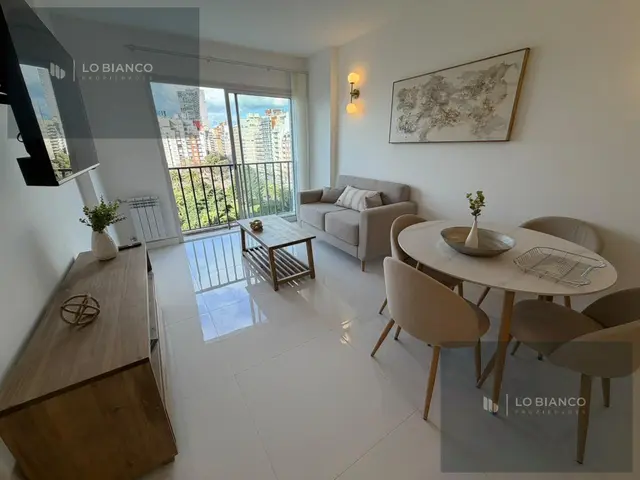 Departamento de 2 ambientes en venta en Centro