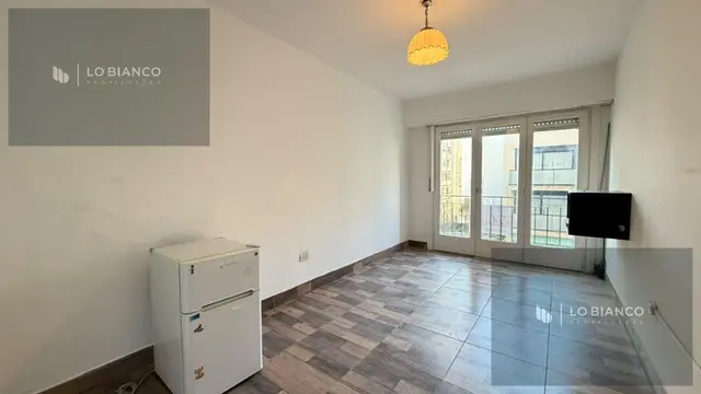 Departamento de 1 ambiente en venta en JURAMENTO