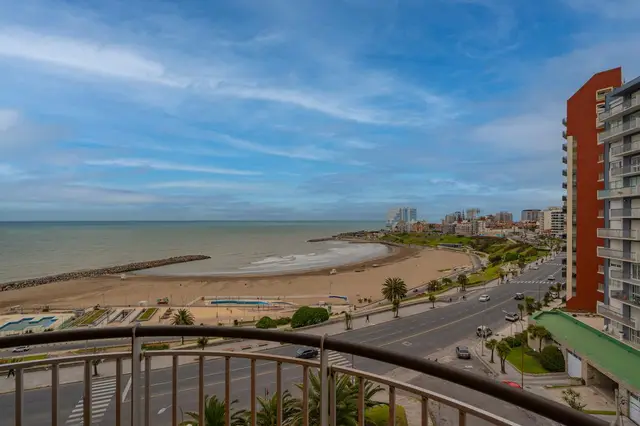 Departamento de 4 ambientes en venta en Las Prunas