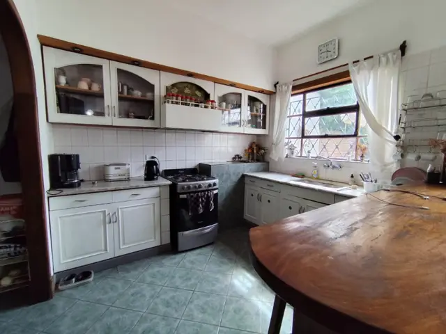 Casa de 5 ambientes en venta en LOS TRONCOS
