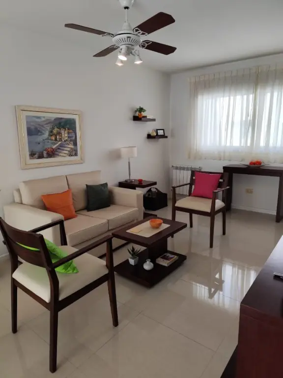 Departamento de 2 ambientes en venta en LA PERLA