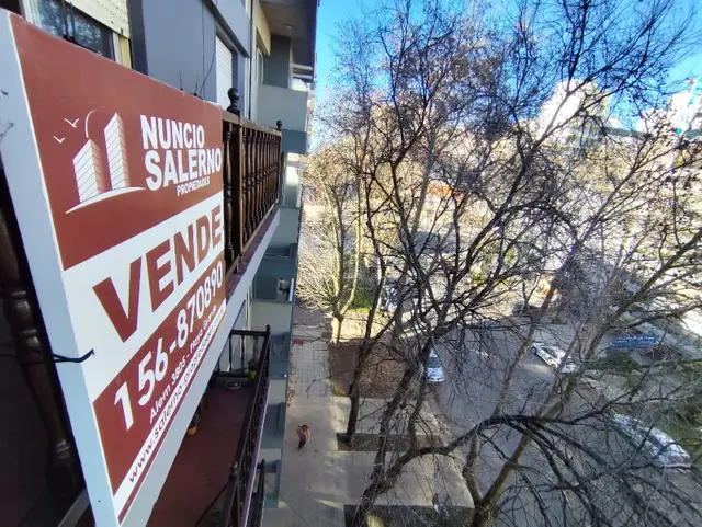 Departamento de 3 ambientes en venta en LA PERLA