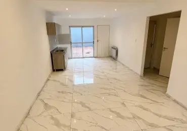Casa de 3 ambientes en venta en PRIMERA JUNTA