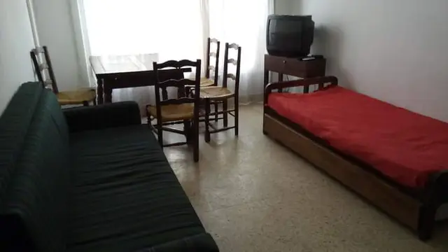 Departamento de 2 ambientes en alquiler temporario en Centro