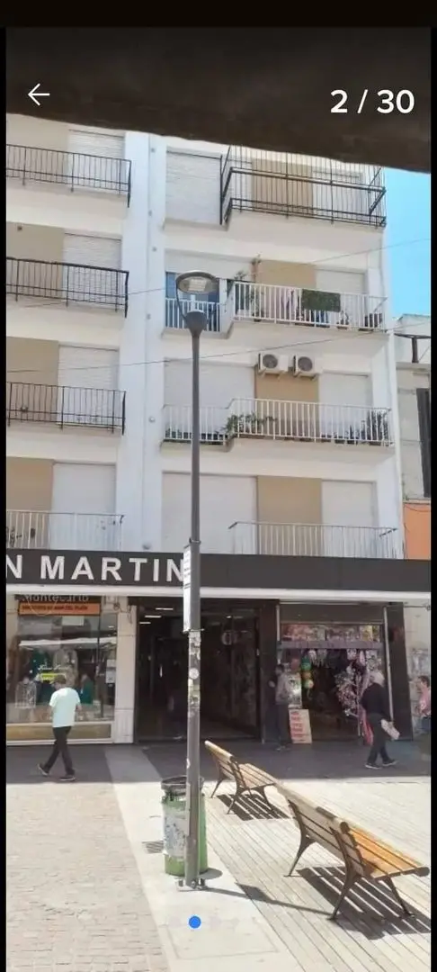 Departamento de 3 ambientes en alquiler temporario en Centro