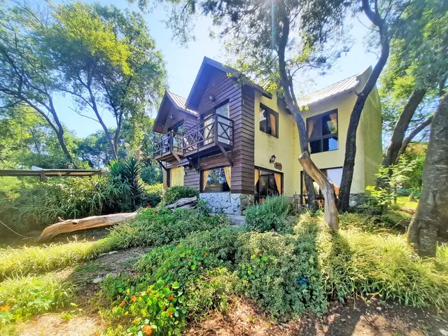 Departamento de 3 ambientes en venta en SIERRA DE LOS PADRES