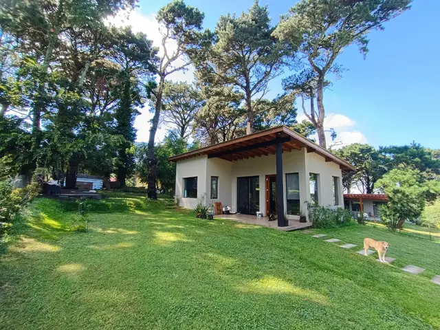 Casa de 2 ambientes en venta en SIERRA DE LOS PADRES