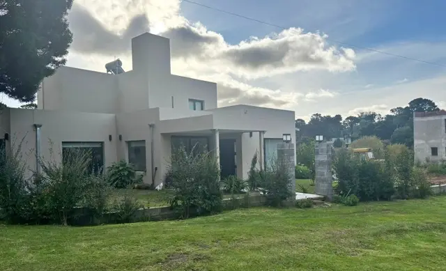 Casa de 6 ambientes en venta en SIERRA DE LOS PADRES
