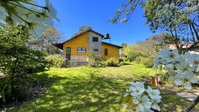 Casa de 3 ambientes en venta en Sierra de los Padres