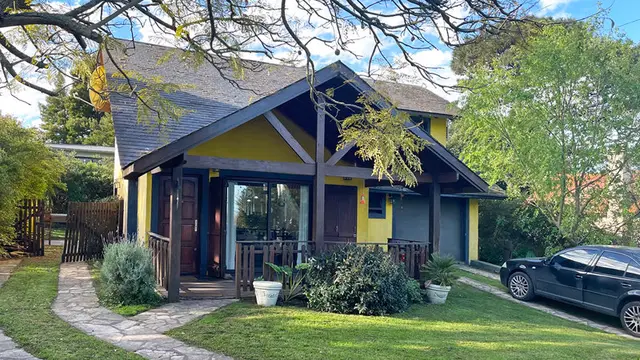 Casa de 3 ambientes en venta en Sierra de los Padres