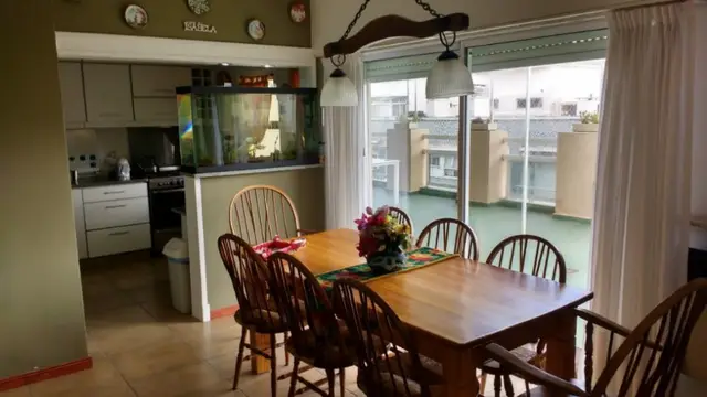 Departamento de 4 ambientes en venta en AREA CENTRO