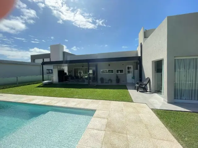 Casa de 4 ambientes en venta en Mar del Plata