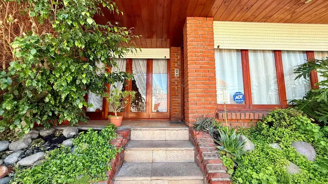 Casa de 4 ambientes en venta en SAN JOSE