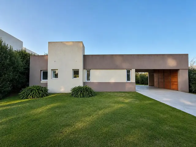 Casa de 5 ambientes en venta en Mar del Plata