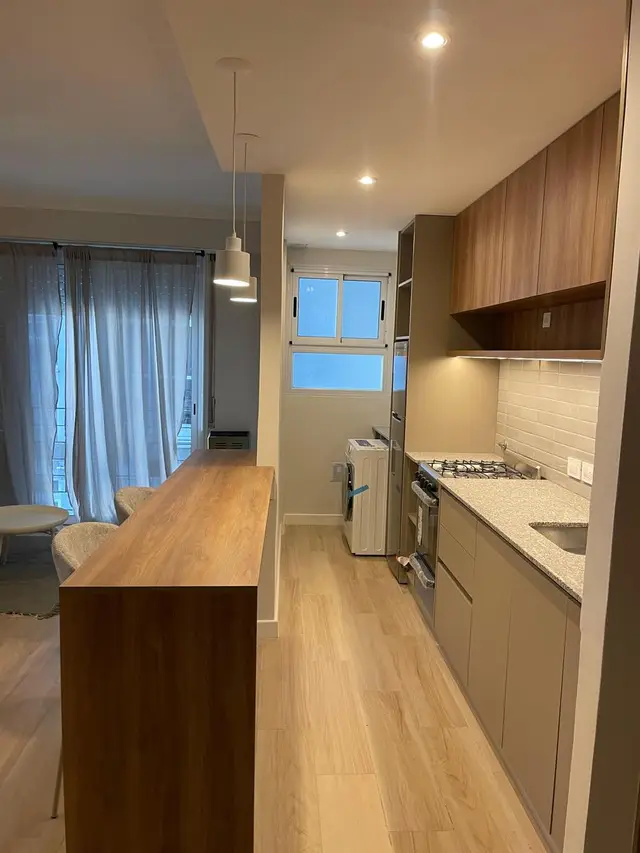 Departamento de 3 ambientes en venta en ESTACION TERMINAL (ALDREY)