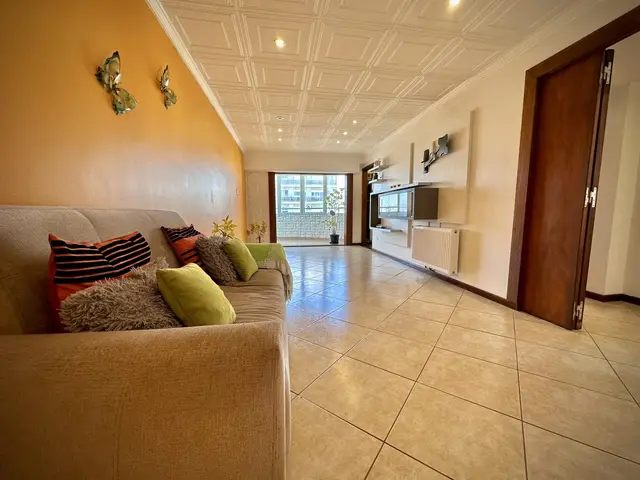 Departamento de 3 ambientes en venta en LA PERLA
