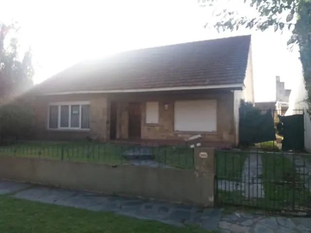 Casa de 5 ambientes en venta en DON BOSCO