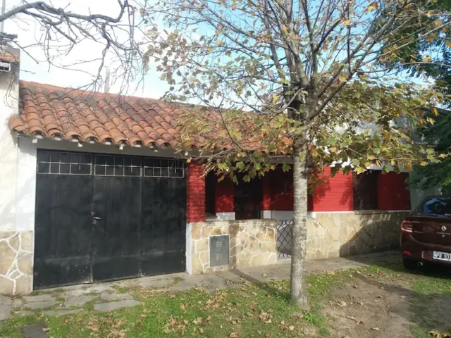 Casa de 3 ambientes en venta en CORONEL DORREGO