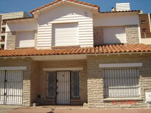 Casa de 5 ambientes en venta en PUNTA MOGOTES