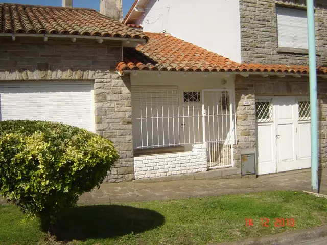 Casa de 4 ambientes en venta en PUNTA MOGOTES
