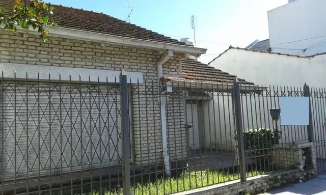 Casa de 3 ambientes en venta en LAS AVENIDAS