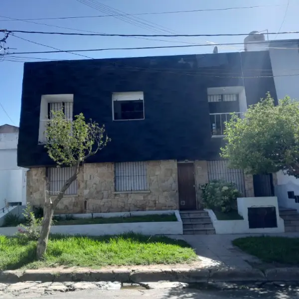Departamento de 2 ambientes en venta en PUNTA MOGOTES
