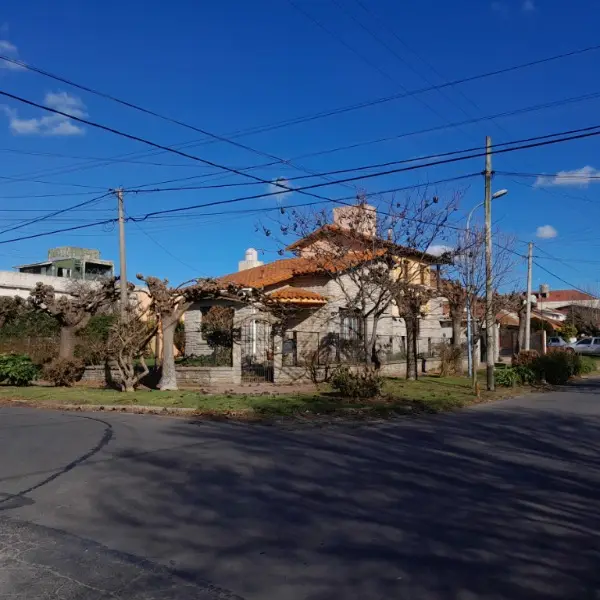Terreno de 2 ambientes en venta en PUNTA MOGOTES