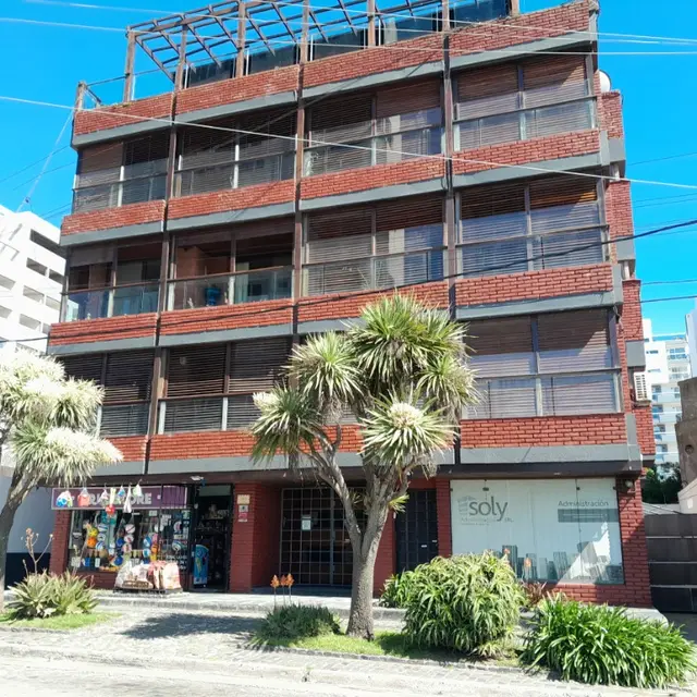 Terreno de 2 ambientes en venta en PUNTA MOGOTES