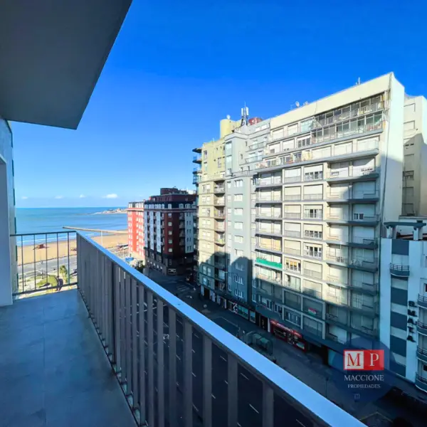 Departamento de 3 ambientes en venta en Centro