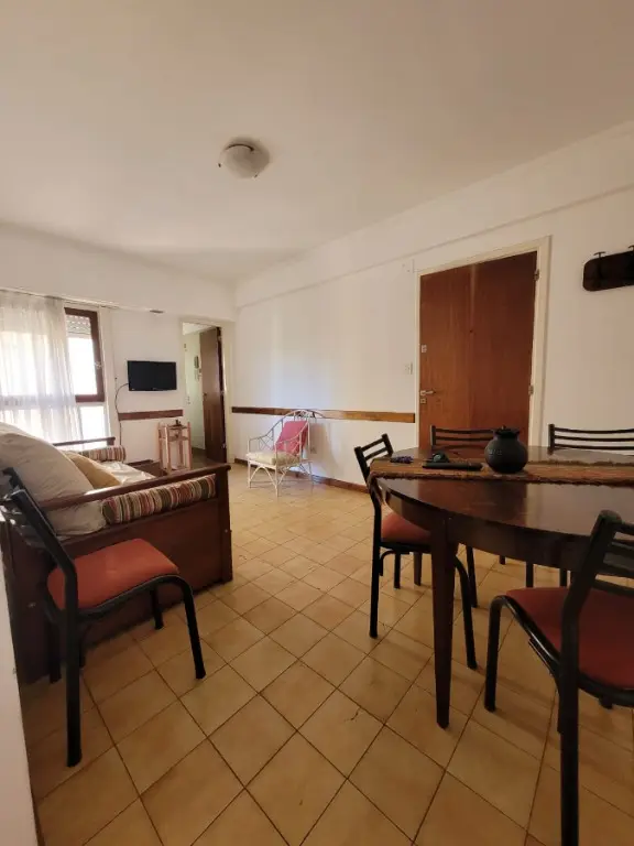Departamento de 2 ambientes en alquiler en Centro